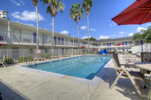 奥兰多6号汽车旅馆 - 冬季公园(Motel 6-Orlando, FL - Winter Park)