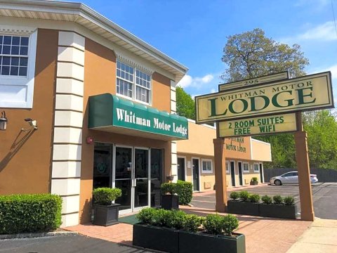 惠特曼汽车旅馆(Whitman Motor Lodge)