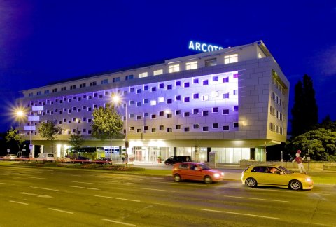 维也纳阿克泰尔凯瑟瓦莎雅高酒店(Arcotel Kaiserwasser - Nahe der Donau)