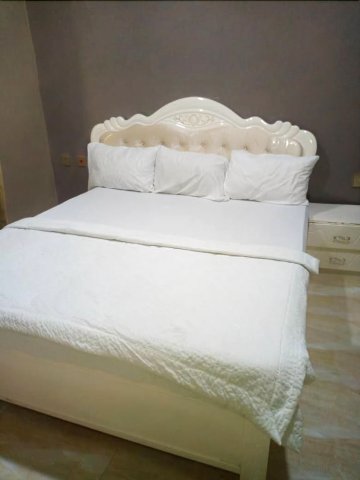 金冠套房度假酒店(Gold Crown Hotel Resort And Suites)