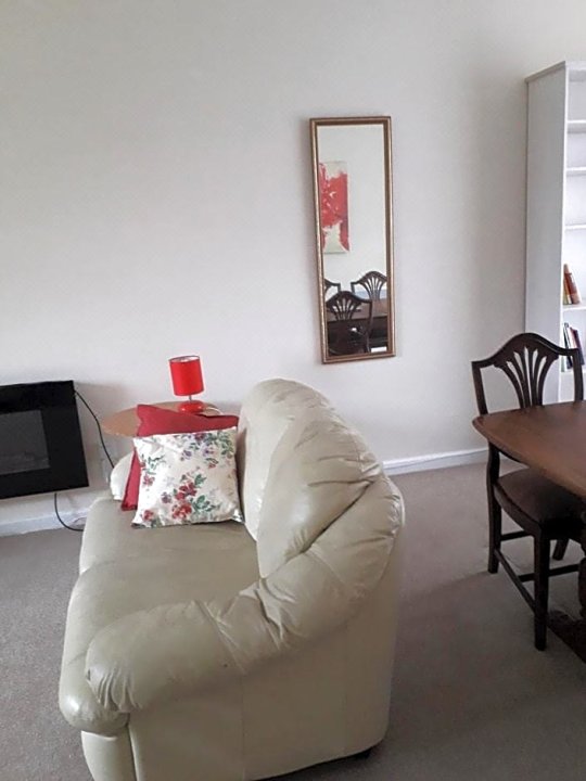 Cozy, Stylish 2 Bedroom Flat - Jesmond