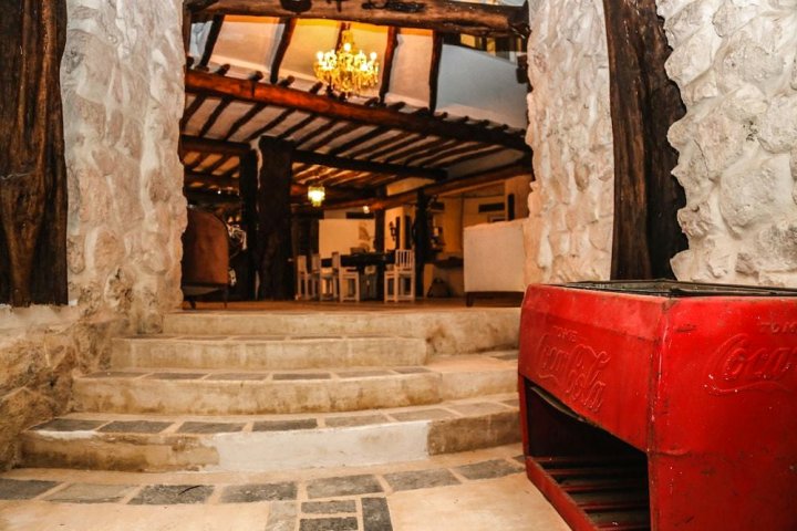 图兰谷仓之家精品酒店 - 仅供成人入住(Casa Ambar Tulum - Free Access to a Private Cenote and Beach Club)