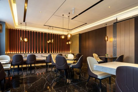 乔治莫兰迪酒店(潍坊寒亭高铁北站店)