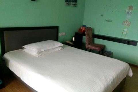 江山新广岛宾馆