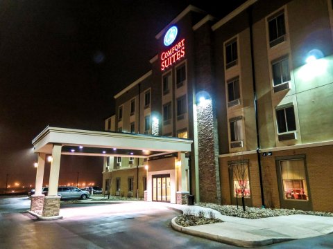 里贾纳舒适套房酒店(Comfort Suites Regina)