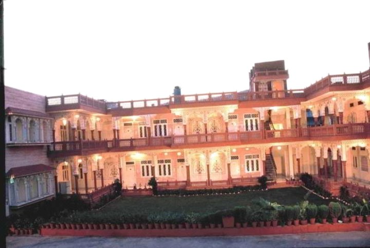皇家齐普尔宫酒店(Hotel Royal Jaipur Palace)