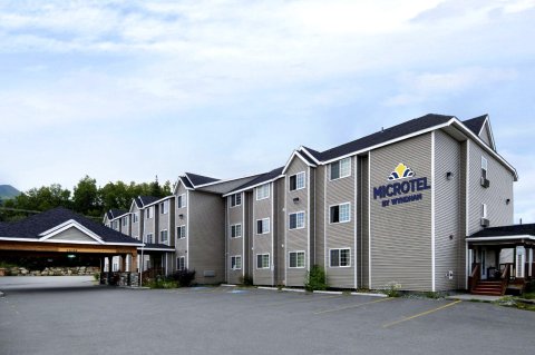 伊格尔里弗麦克罗特尔酒店(Microtel Inn & Suites by Wyndham Eagle River/Anchorage Are)