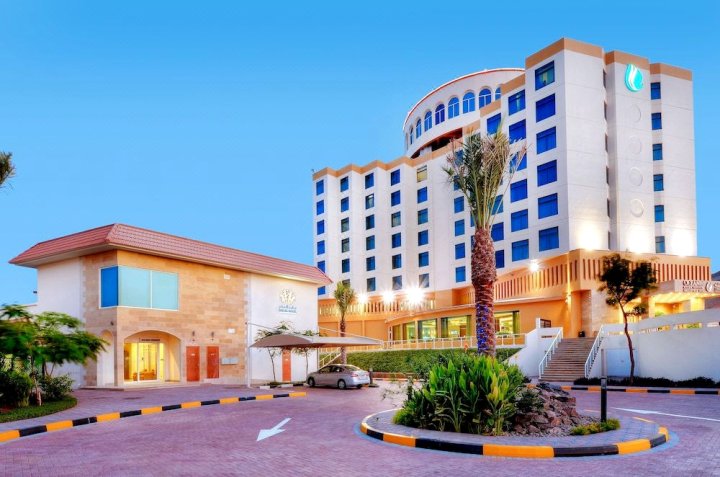 豪尔法坎海洋度假水疗酒店(Oceanic Khorfakkan Resort & Spa)