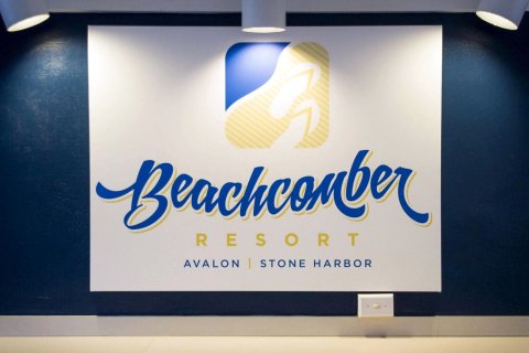 巨浪度假村(Beachcomber Resort)