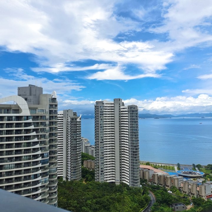 青山邻海居公寓(金海湾大道分店)