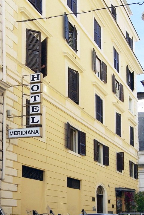 墨里狄纳酒店(Hotel Meridiana)