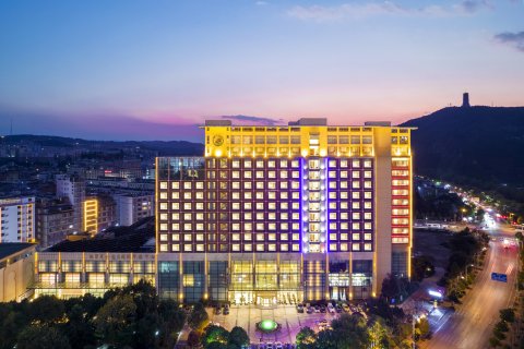 曲靖官房大酒店(南城门广场店)