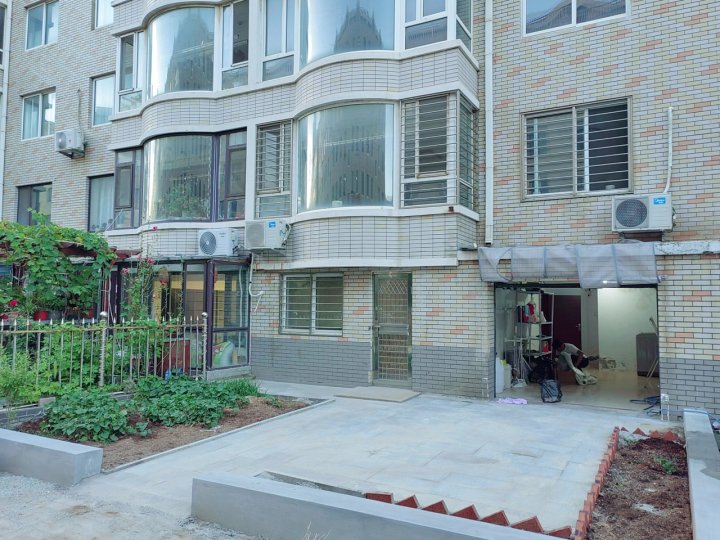 房东刚公寓(嫩江街分店)