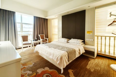 万佳酒店(玉龙湖景区店)