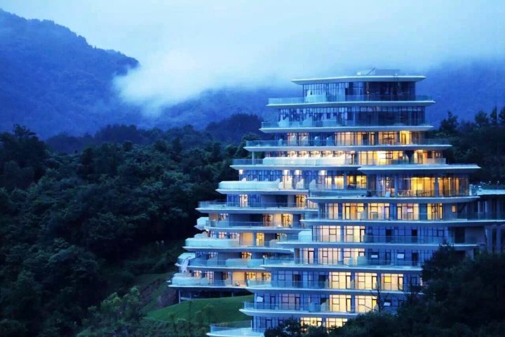绿地太平湖国际公寓山的样子