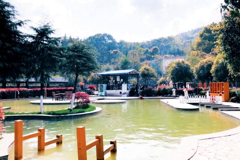 咸宁三江森林温泉杜马仕酒店