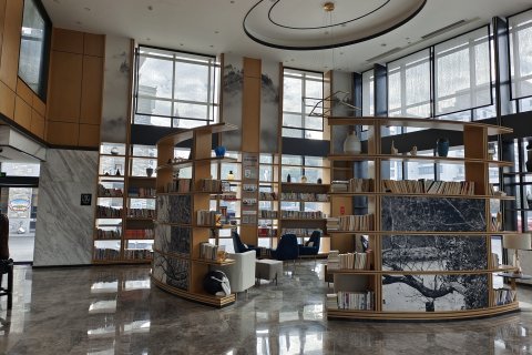 黄山屯溪新安江畔亚朵酒店