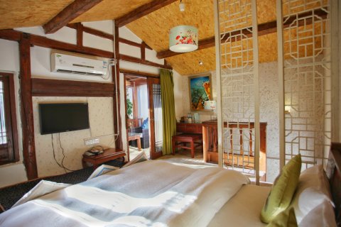 丽江六悦堂客栈