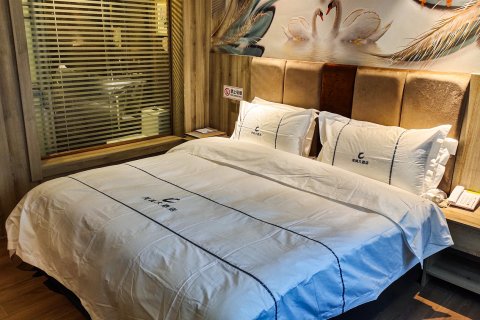 汉阴龙岗大酒店