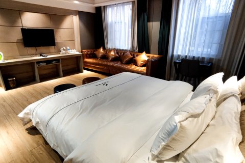 汉阴龙岗大酒店