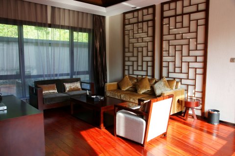 崇阳华美达酒店