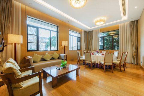 安吉银润小镇雷迪森维嘉酒店(Hello kitty乐园店)