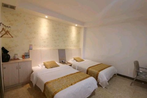 江华天鹅湖商务酒店