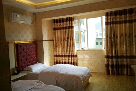 大方千里缘简宜酒店