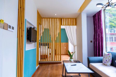 理县毕棚沟红叶山庄