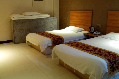 新野黄家快捷宾馆