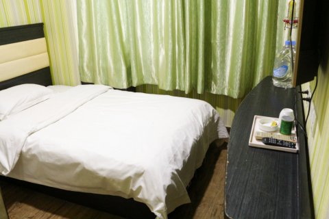 巴彦淖尔雄风时尚宾馆