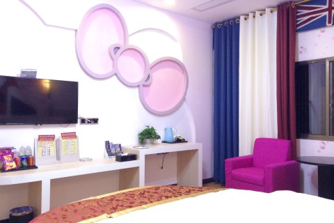 荣县荣州凯文酒店