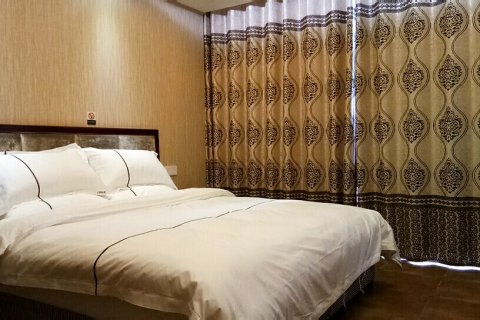 盐亭河畔春天园林式酒店