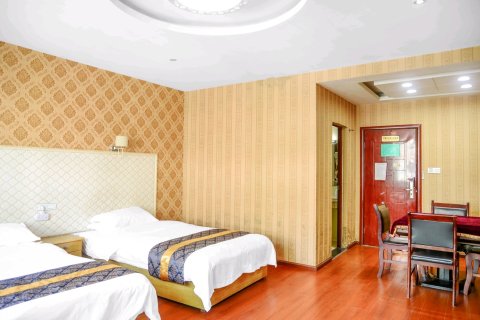 榕江汇江红商务酒店(村超足球场店)