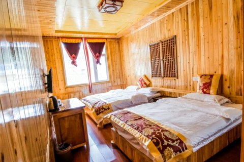 香格里拉吉美多吉客栈