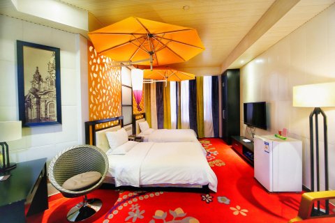 枣阳三三时尚精品酒店