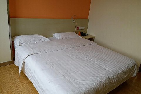 柒天酒店(渭源店)