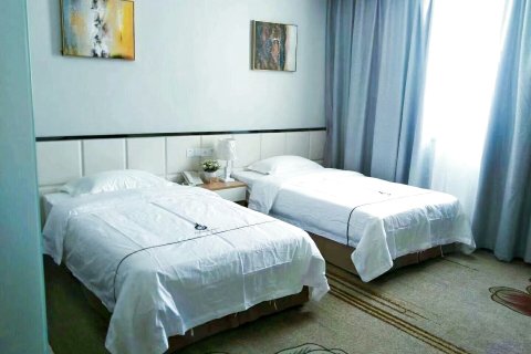 茂县怡园大酒店