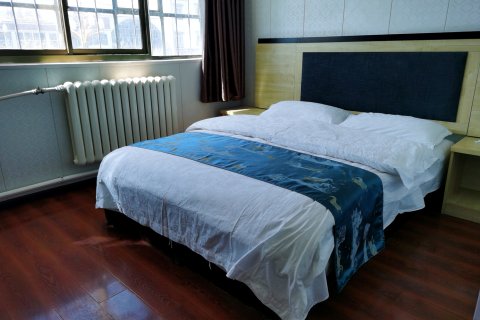 噶尔县边原酒店