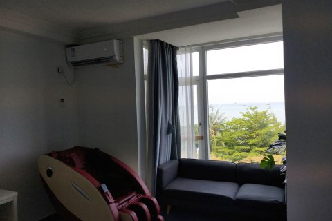 三亚夏末花开海岸客栈(三亚湾吉祥街有轨电车站店)