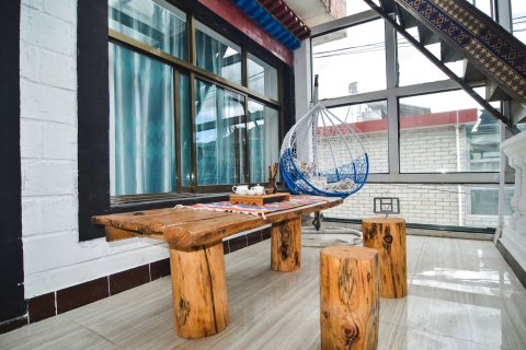 拉姆拉措客栈(拉萨仙足岛店)