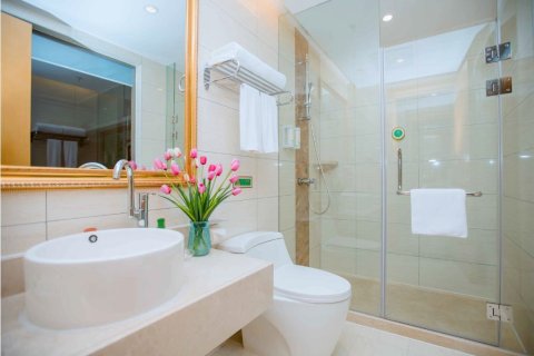 维也纳酒店(淄博易达广场红叶柿岩店)