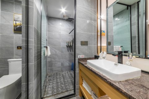 云栖智慧酒店(兴义梦乐城桔山广场店)