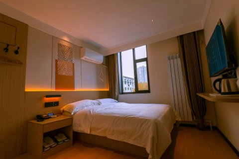 东方红温泉酒店