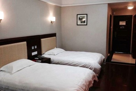 丰城杏林阳光大酒店