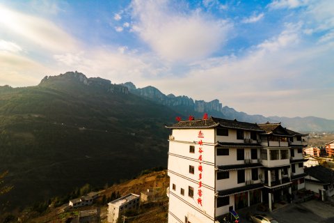 恩施大峡谷峡谷居游多多客栈