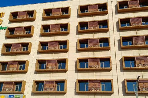 聿舍艺术·青春show酒店(唐山曹妃甸大学城店)