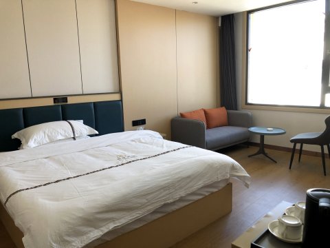 希漫酒店(墨竹工卡客运站店)