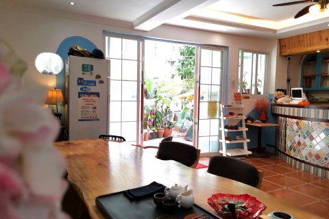 厦门榕树下咖啡(黄厝海滩会展中心店)