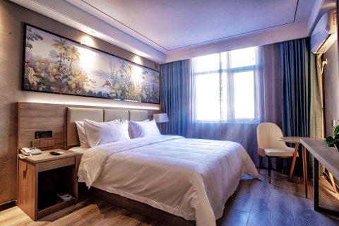 方圆精品酒店(荥阳索河路店)